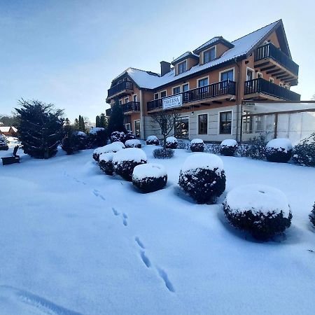Hotel Sloneczny Brzeg Biskupiec  Dış mekan fotoğraf